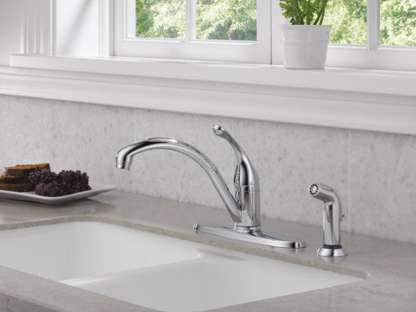 Delta Collins Single Handle Kitchen Faucet With Spray, Chrome, 440-DST