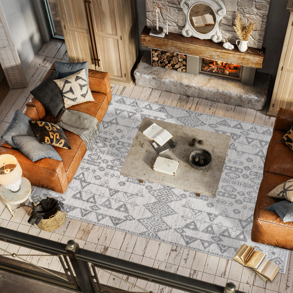 Idris Tribal Diamond Geometric Gray/Beige 3 ft. x 5 ft. Area Rug