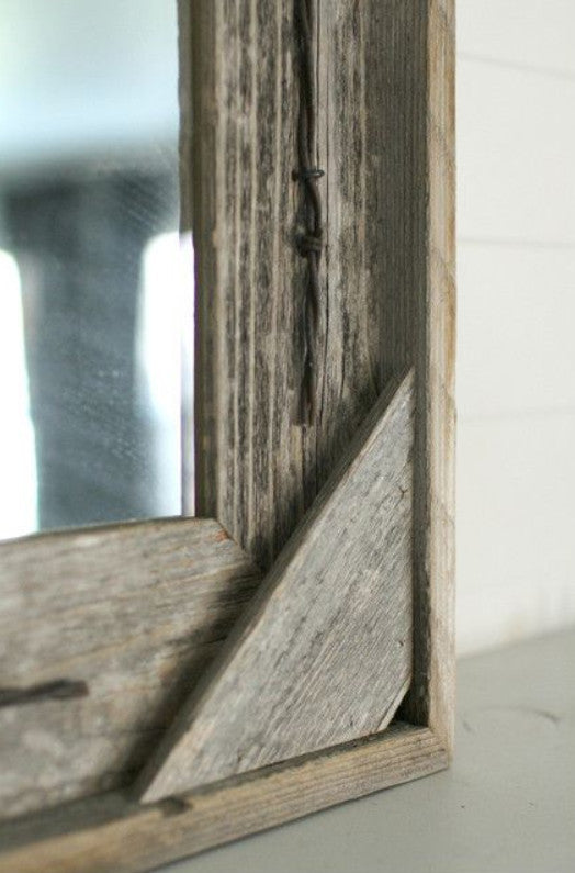 Rustic Mirror, Cornerblock Barnwood With Barbed Wire, 16x20