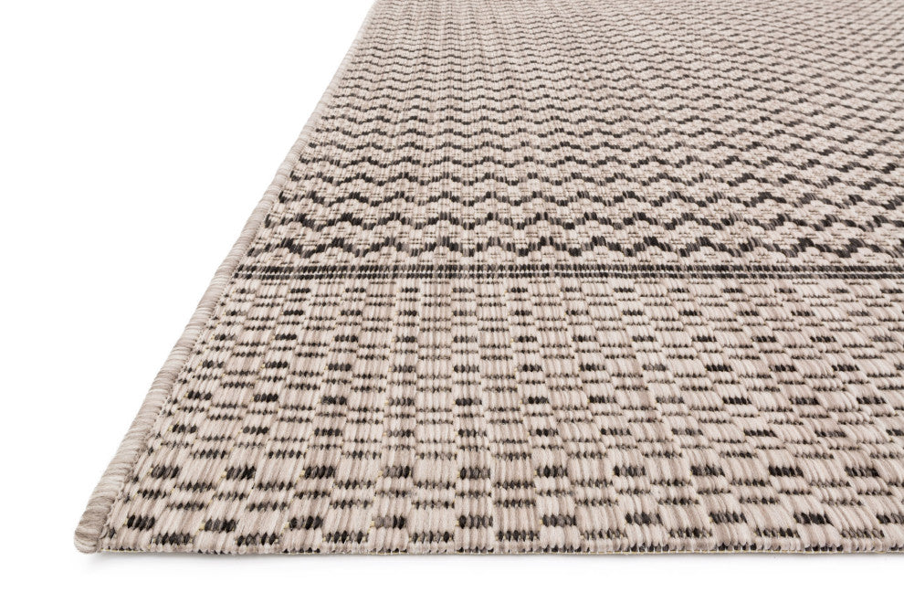 Indoor/Outdoor Isle Area Rug by Loloi, Gray/Black, 2'2"x3'9"