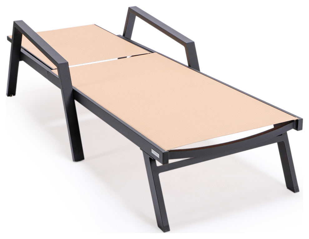 LeisureMod Marlin Chaise Lounge Chair With Arms and Fire Pit Table, Light Brown