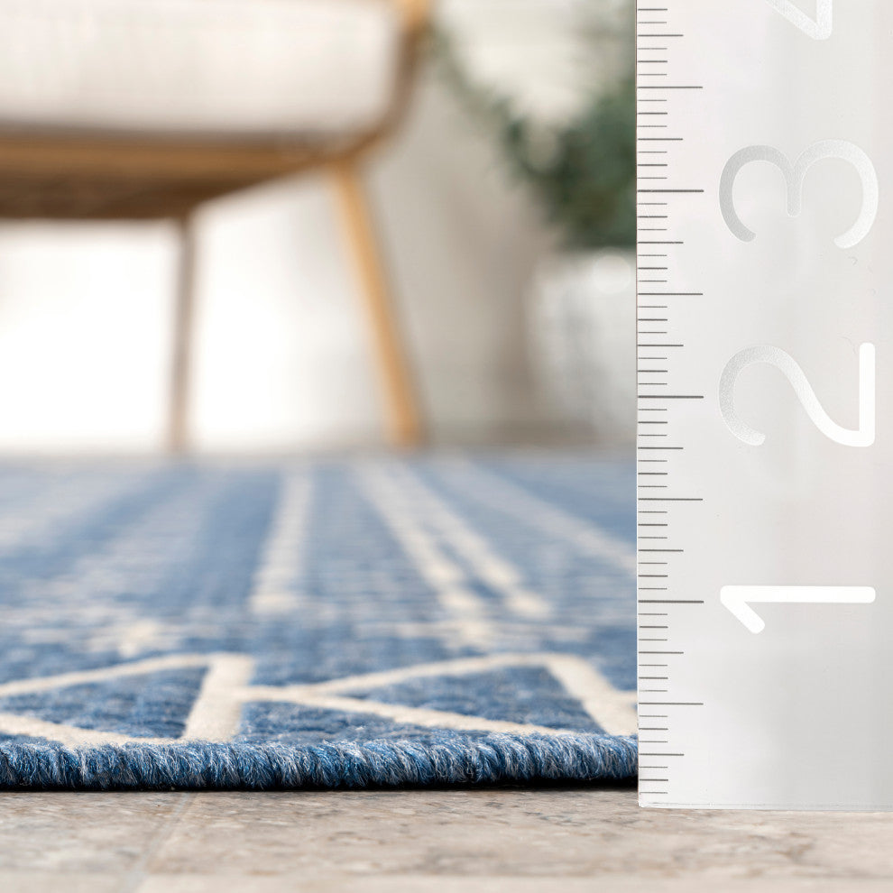 Nuloom Transitional Diamond Tribal Outdoor Area Rug, Blue 7'6"x10'9"