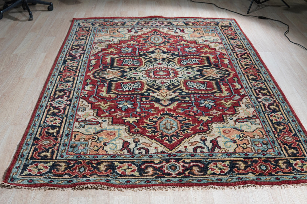 Hand Knotted Wool Red/Navy Traditional Classic Heriz Serapi Rug, 6'x9'