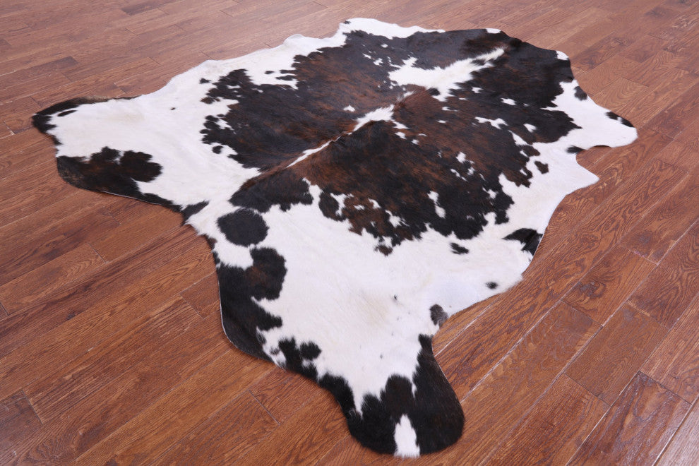 7' 0" X 6' 10" Tricolor Natural Cowhide Rug C2286