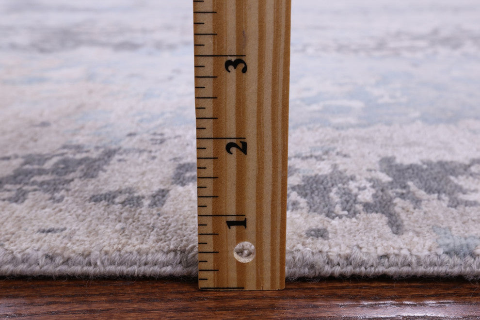 8' 0" X 10' 2" Hand Knotted Wool and Silk Modern Rug Q8885