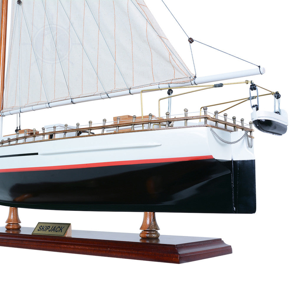 Skipjack Painted (L80) Wooden model sailing boat