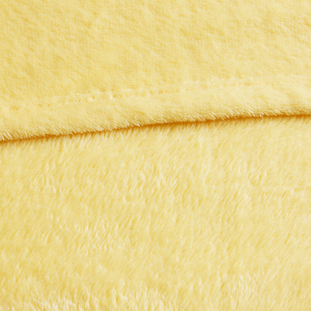 Intelligent Design Solid Microlight Plush Brushed Blanket, Full/Queen