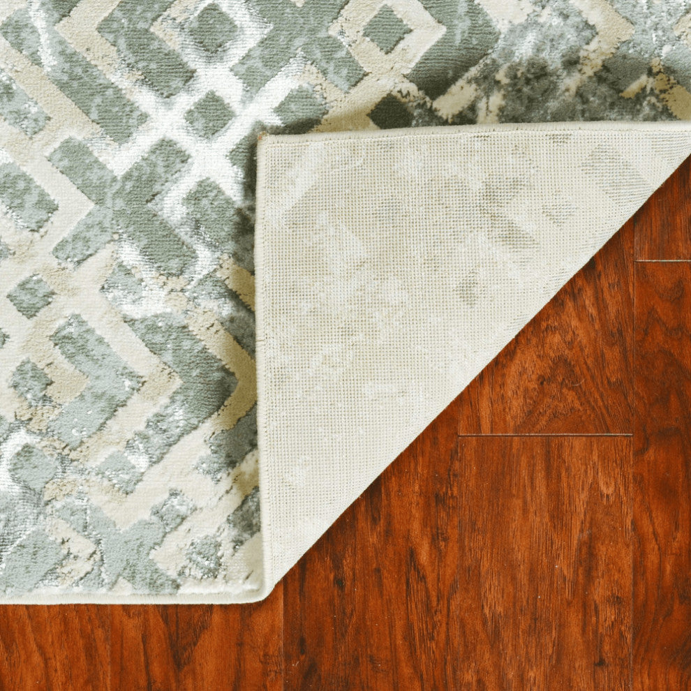5' X 8' Sand Silver Geometric Maze Pattern Indoor Area Rug