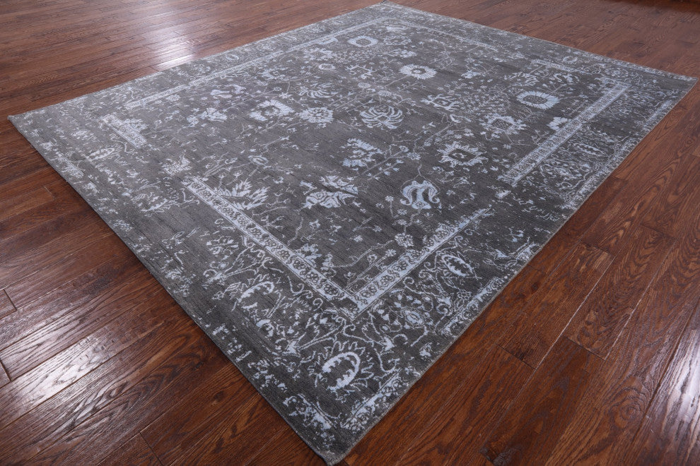 8' 1" X 10' 0" Persian Wool and Silk Hand-Knotted Rug Q6200