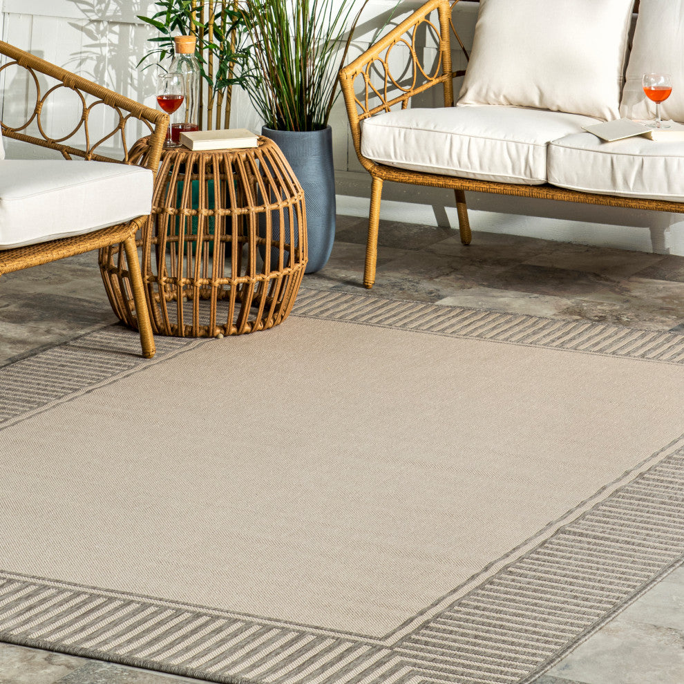 Nuloom Asha Simple Border Indoor/Outdoor Area Rug, Light Grey 2'x8'