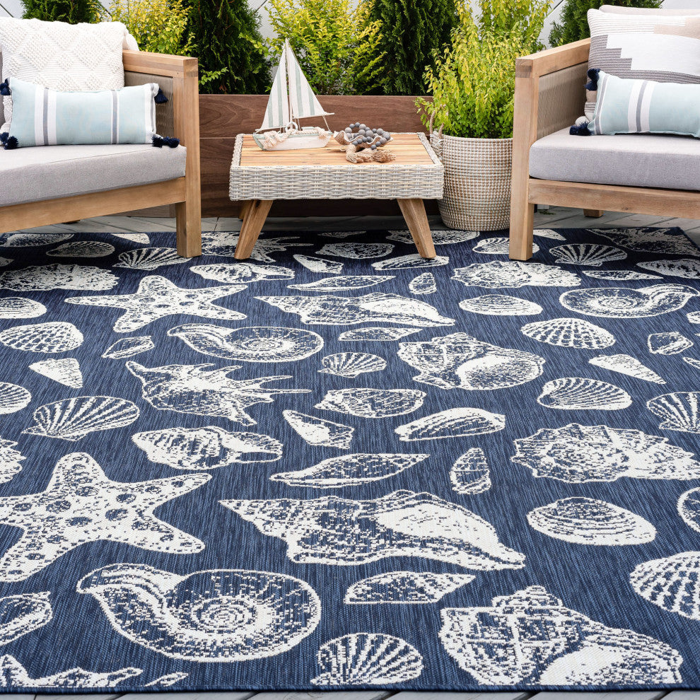 Sanibel Novelty Coastal Navy/Cream Rectangle Indoor/Outdoor Area Rug, 5'x7'