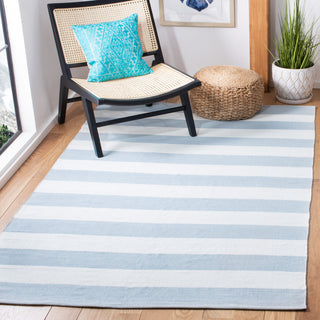 Safavieh Montauk Collection MTK712K Rug, Sky Blue/Ivory, 6' x 9'