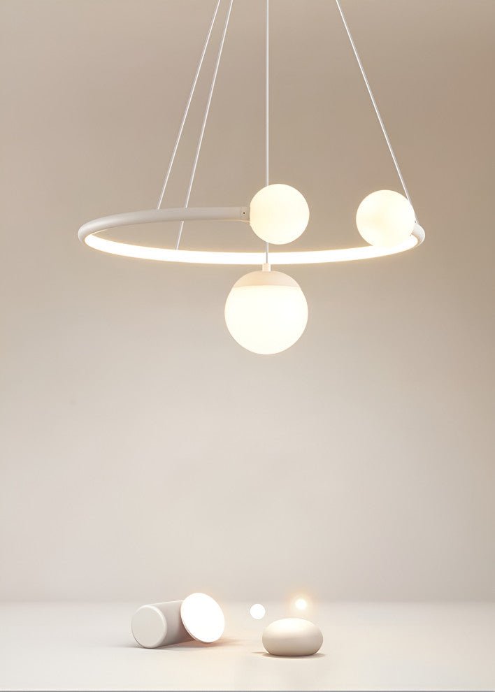 Broc | Pendant Lamp in the Shape of Hanging Balls, White