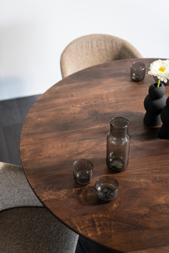 Wooden Pedestal Dining Table | Eleonora Aron