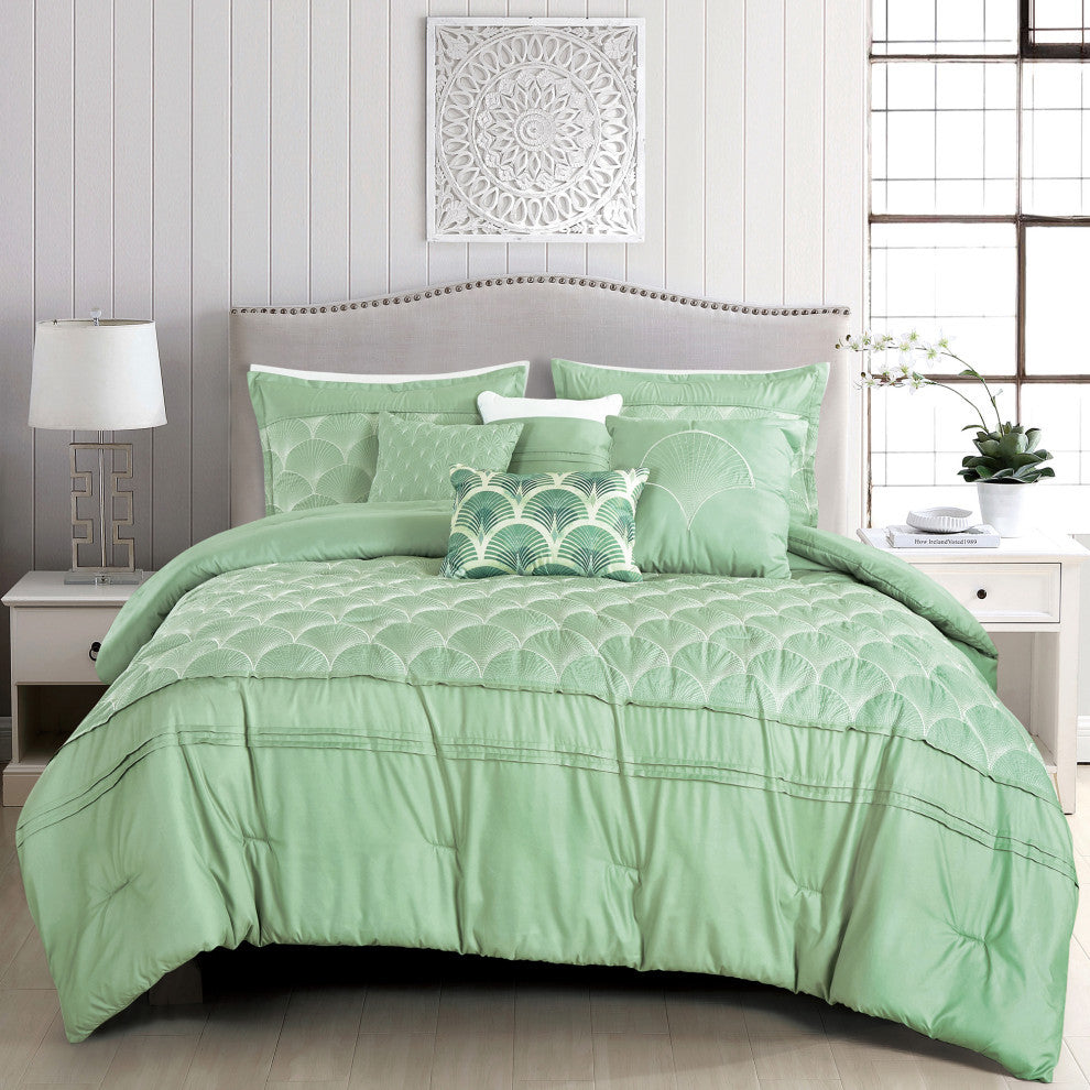 Harlow 7-Piece Comforter Set, Queen