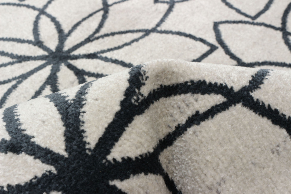 Aqua Terali Area Rug, Ivory, 2'6"x8'