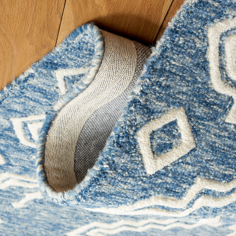 Safavieh Couture Abstract Collection, ABT852 Rug, Blue/Ivory, 5'x8'