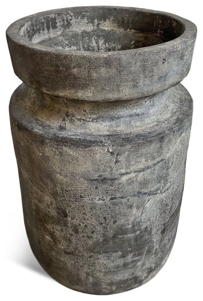 Balia Black Earth Ware Pot