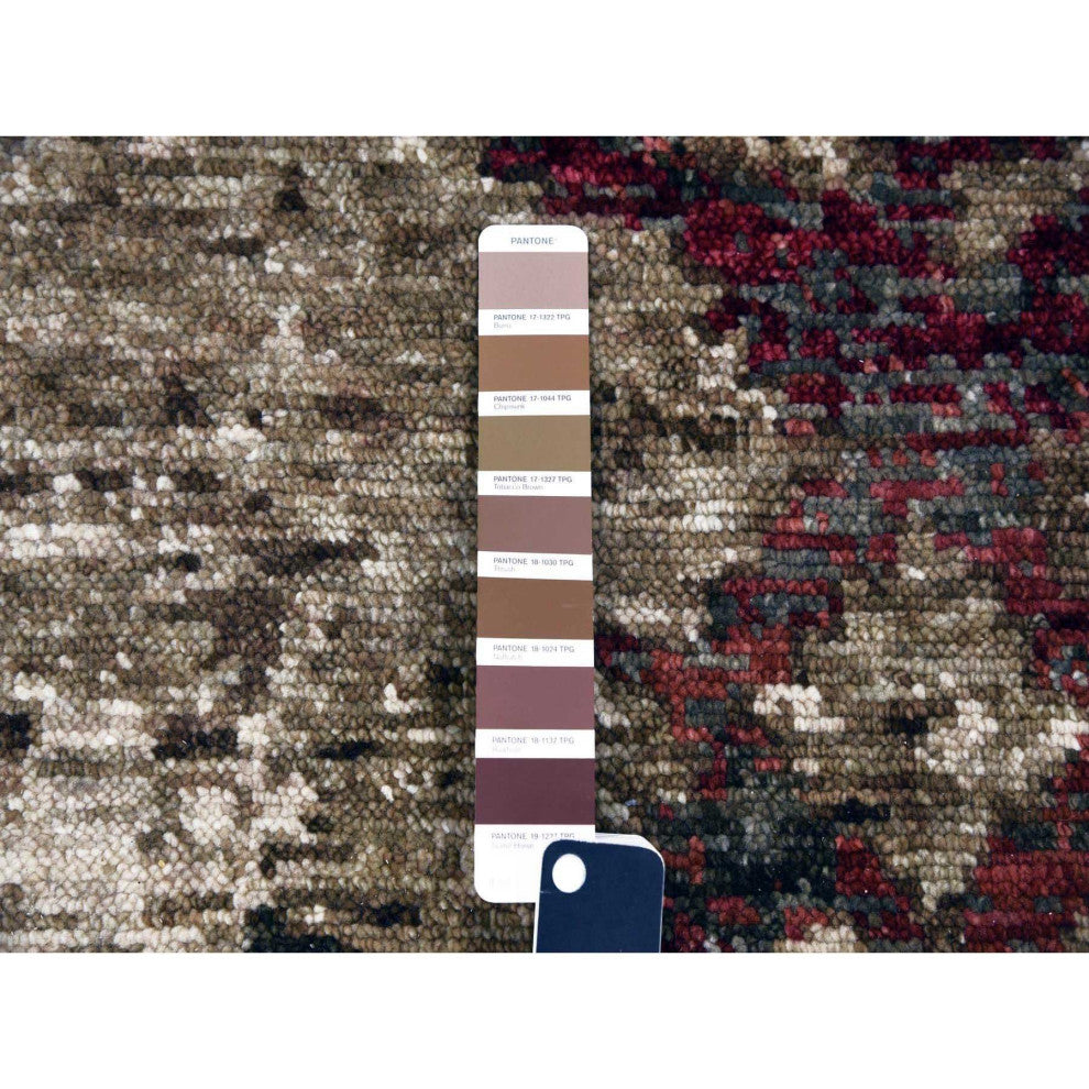 Green With Pop of Red, Hand Knotted Mahal Design, Pure Wool Rug, 9'1"x11'10"