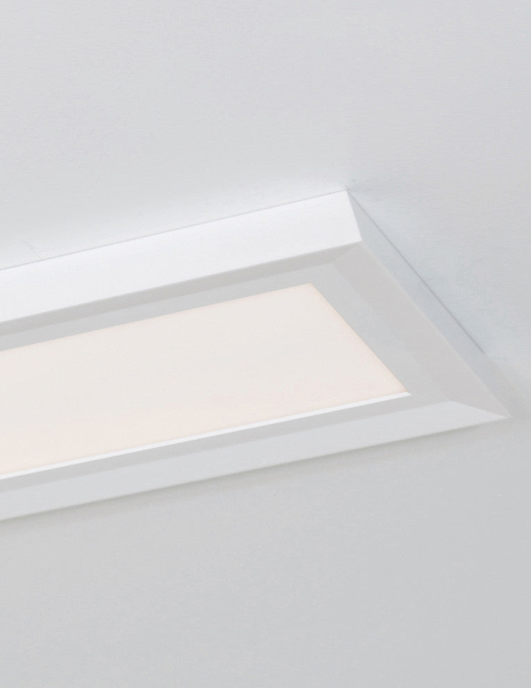 Zurich LED Linear Surface Mount, White