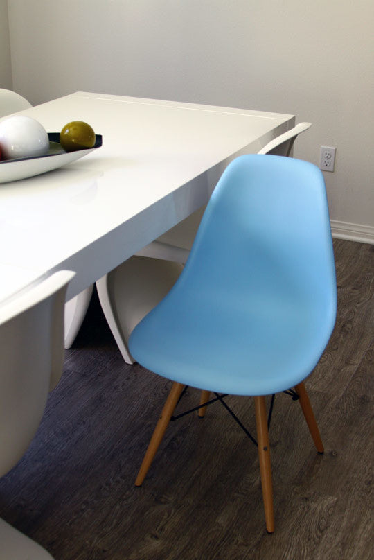 Light Blue Midcentury Modern Plastic Dining Chairs, Set of 2