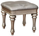 Nichol Stool