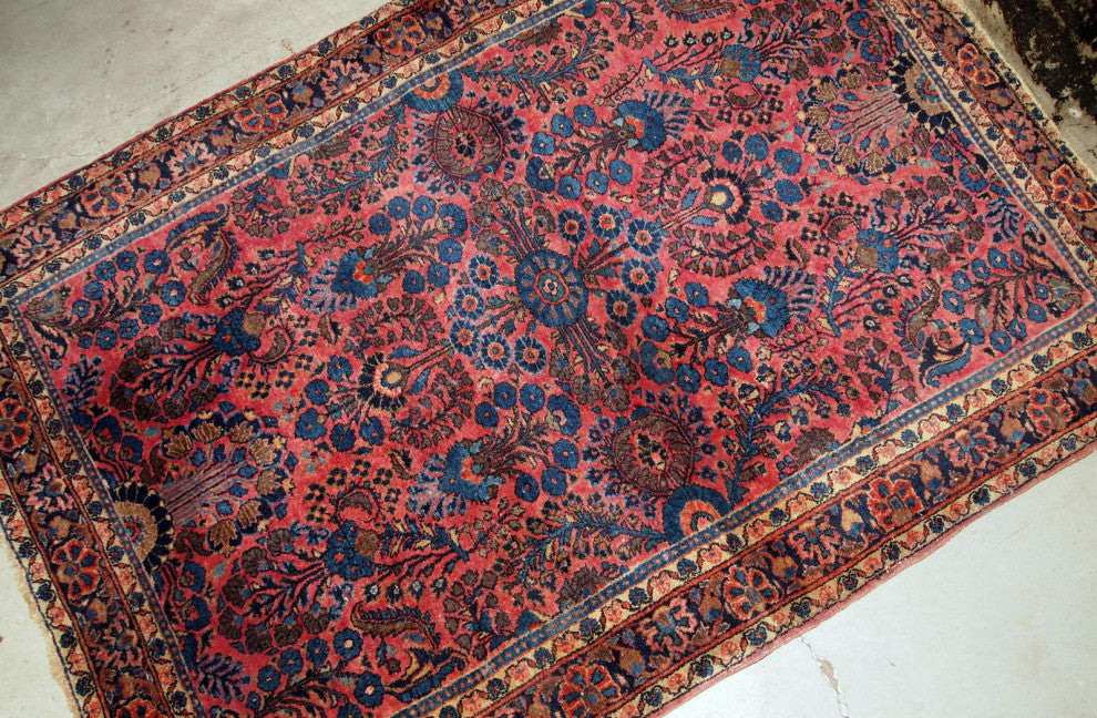 Handmade antique Persian Sarouk rug 3.1' x 5.5' (94cm x 167cm) 1910s