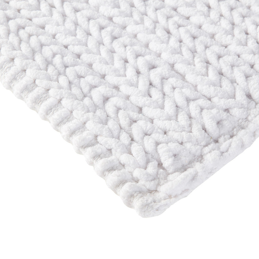 Madison Park Lasso 100% Cotton Chenille Chain Stitch Rug, White
