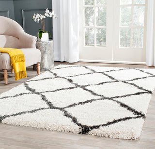 Safavieh Belize Shag Sgb489B Shag Rug, Ivory/Charcoal, 2'3"x5'0"