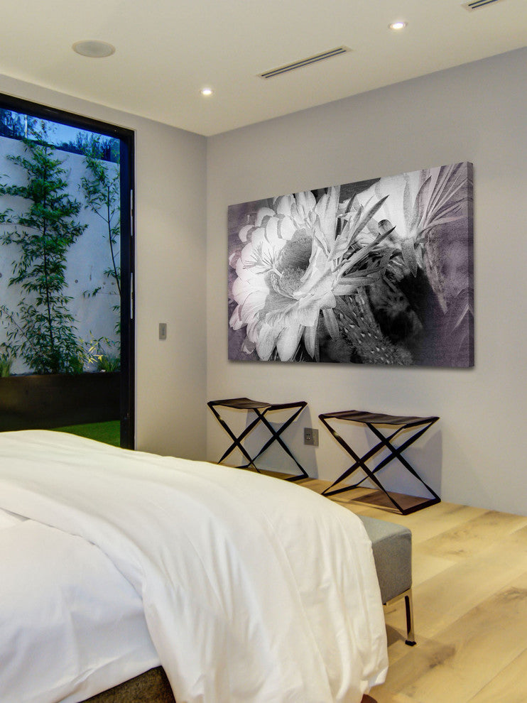 "Big Bertha Blooms" Painting Print on Canvas by Robertson