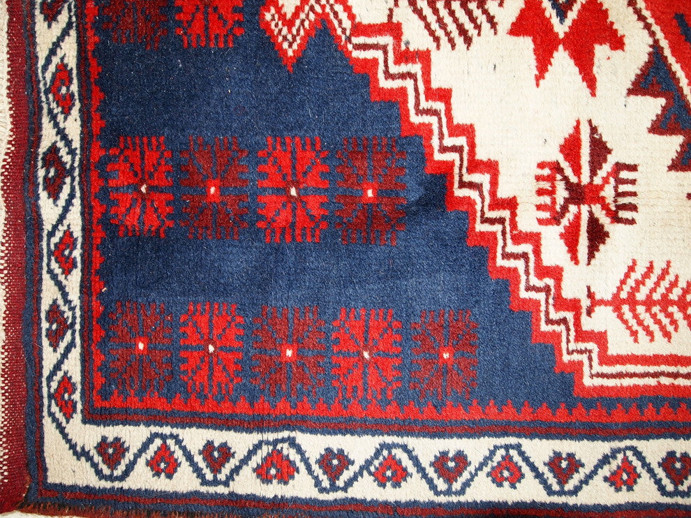 Consigned, Hand Made Vintage Turkish Anatolian Rug 2.8'x4.7', 1970