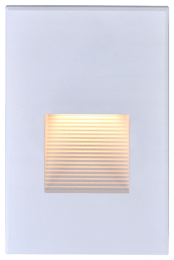 Nuvo LED Vertical Step Light, White