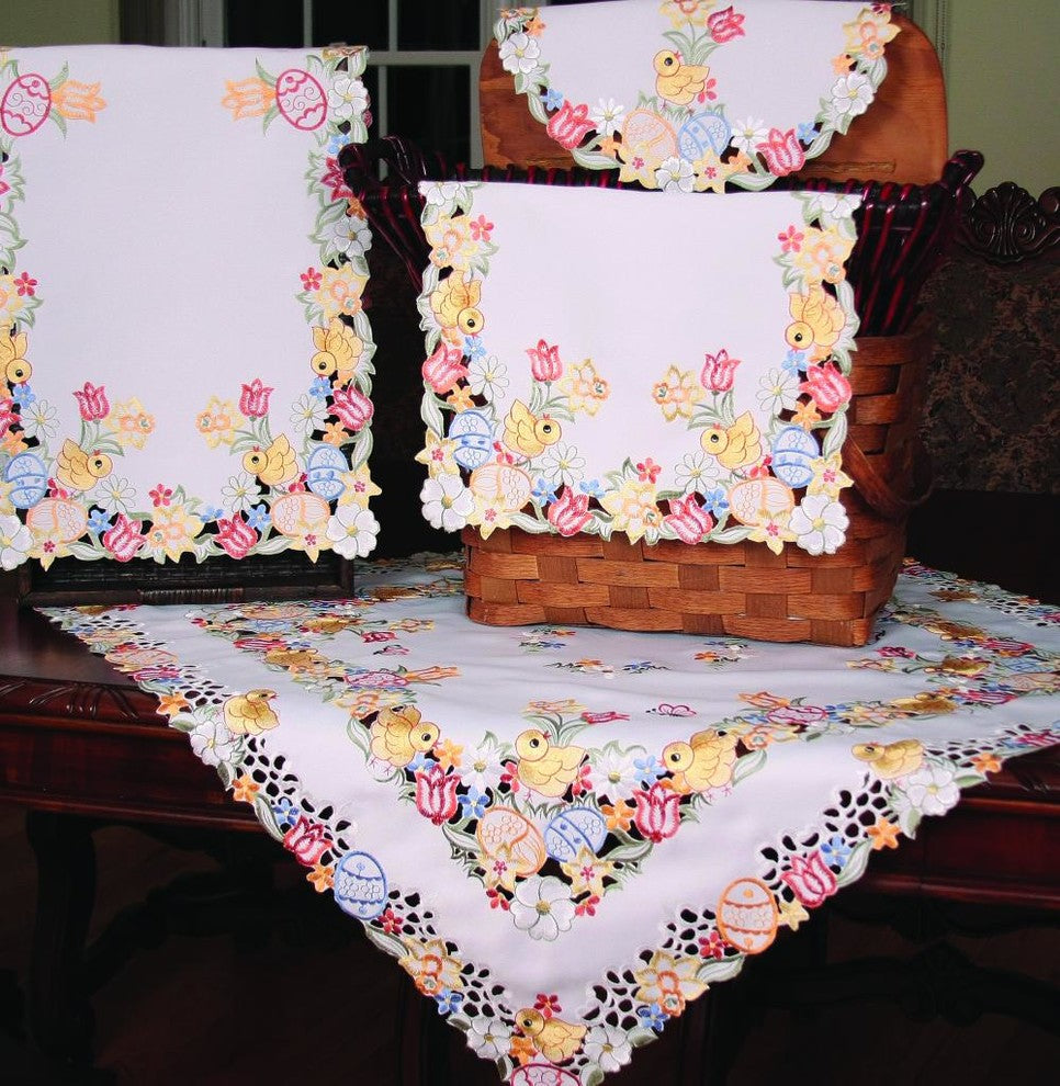 Spring Chicks 16"x34" Table Runner