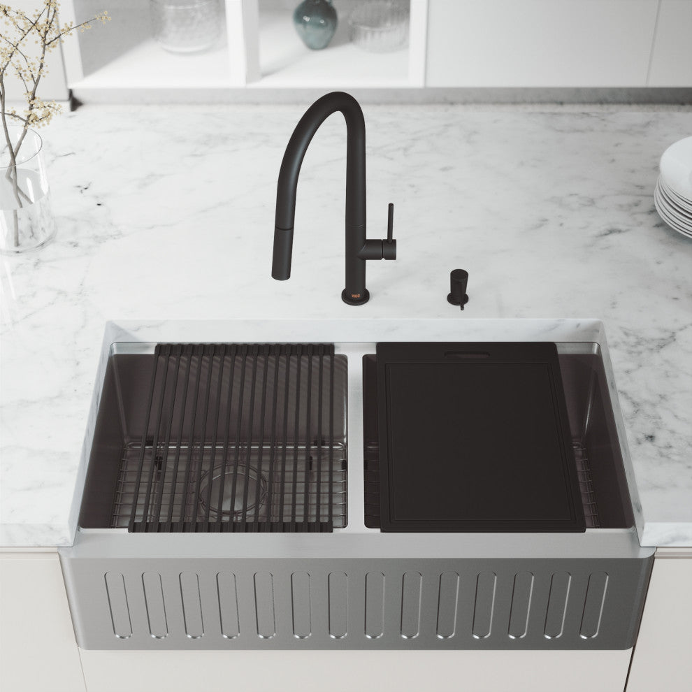 Oxford 36"L x 21"W Farmhouse Kitchen Sink and Greenwich 18"H in Black Faucet Set