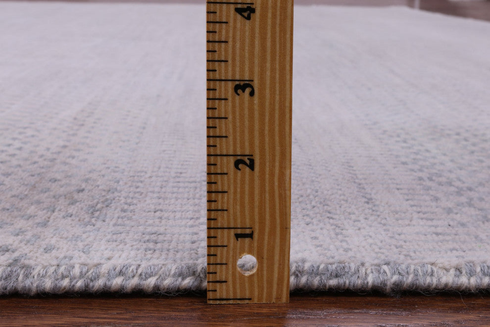 8' 2" X 10' 3" Savannah Grass Hand-Knotted Wool and Silk Rug Q12009