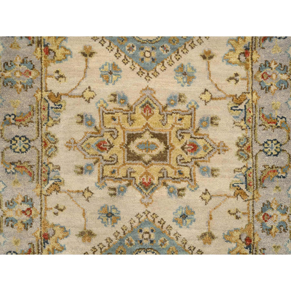 Ivory and Gray, Karajeh Design, Organic Wool Hand Knotted Mat Rug, 2'1"x3'0"