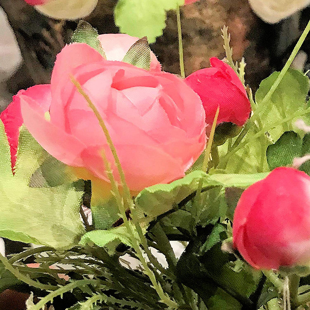 Country Style Paper-Bag Rose Centerpiece