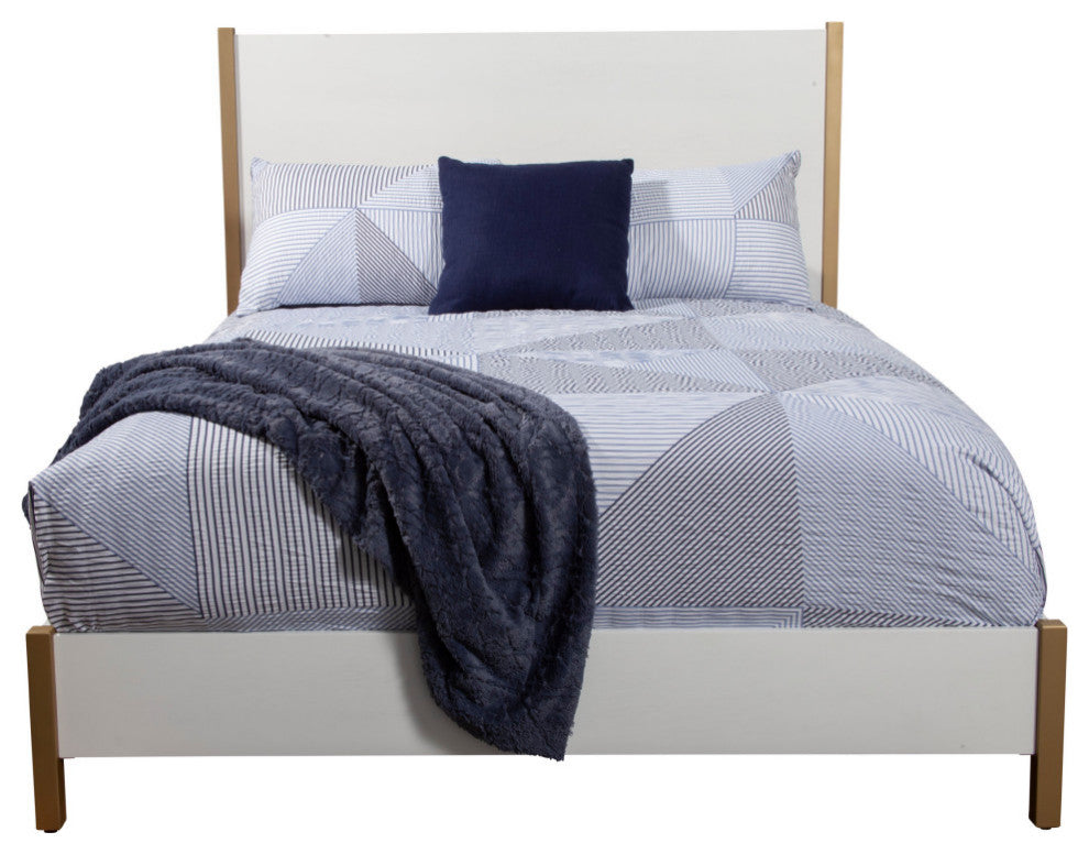 Madelyn California King Panel Bed