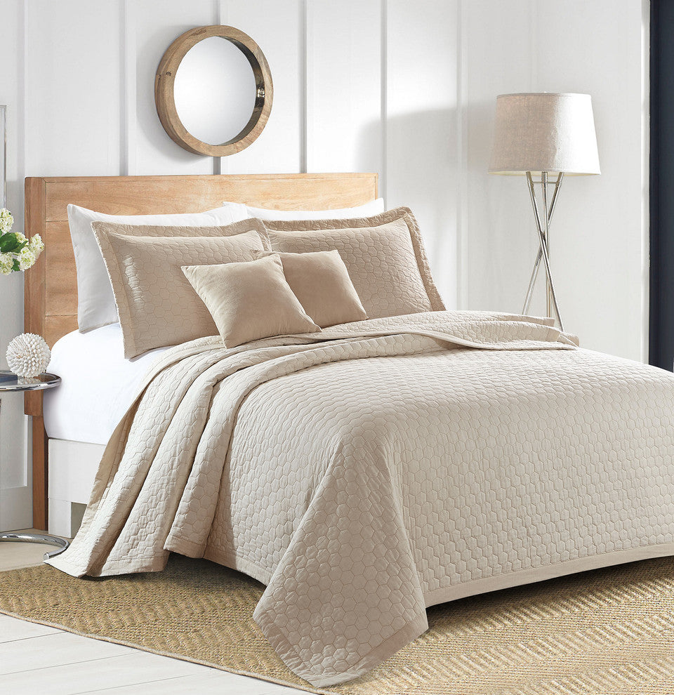Sherry Kline Rombo Embroidered 3-piece Quilt Set, Taupe, Queen