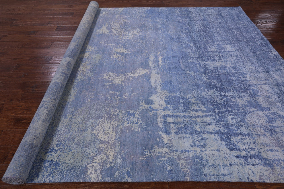 7' 11" X 10' 2" Hand Knotted Modern Wool and Silk Rug Q7145