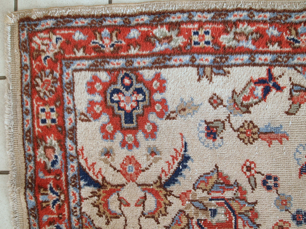 Handmade vintage Pakistani Lahore rug 2.5' x 4.6' ( 77cm x 141cm ) 1950s