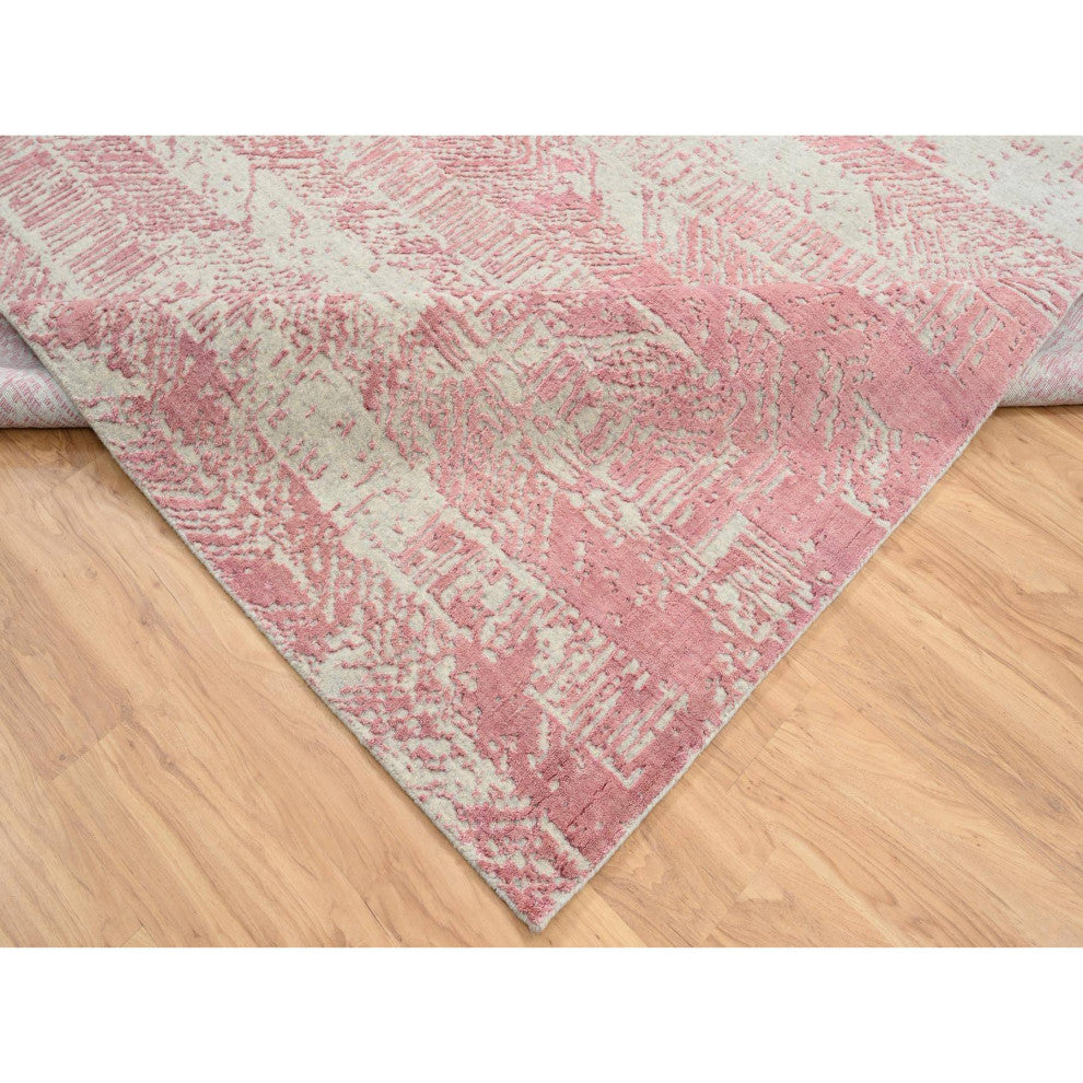 Rose Pink Jacquard Hand Loomed All Over Design Wool and Silk Rug, 9'0"x11'10"