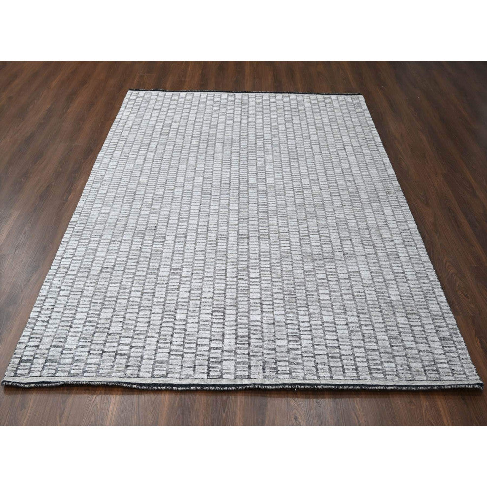 Gray and Black Hand Loomed Wool and Silk Modern Roman Design Rug, 7'10"x10'