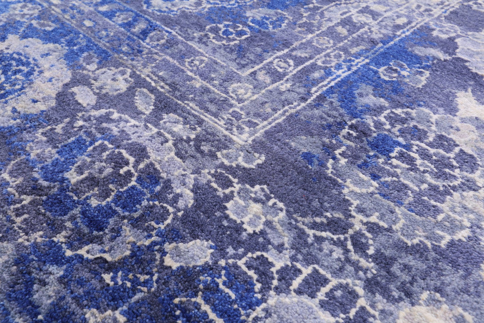 Hand-Knotted Persian Wool and Silk Rug 7' 11" X 10' 5" Q6253