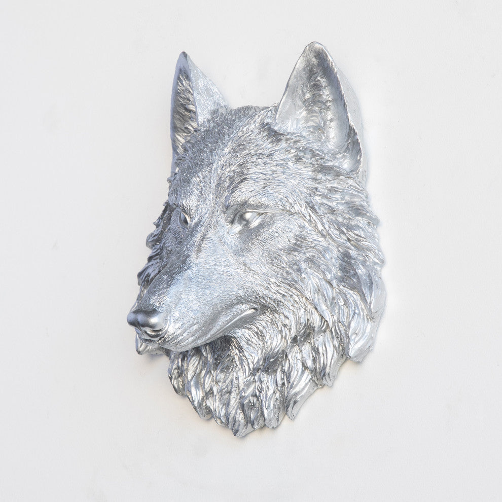 Faux Mini Wolf Resin Wall Decor, Silver