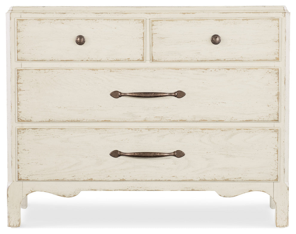 Americana Bachelor Chest