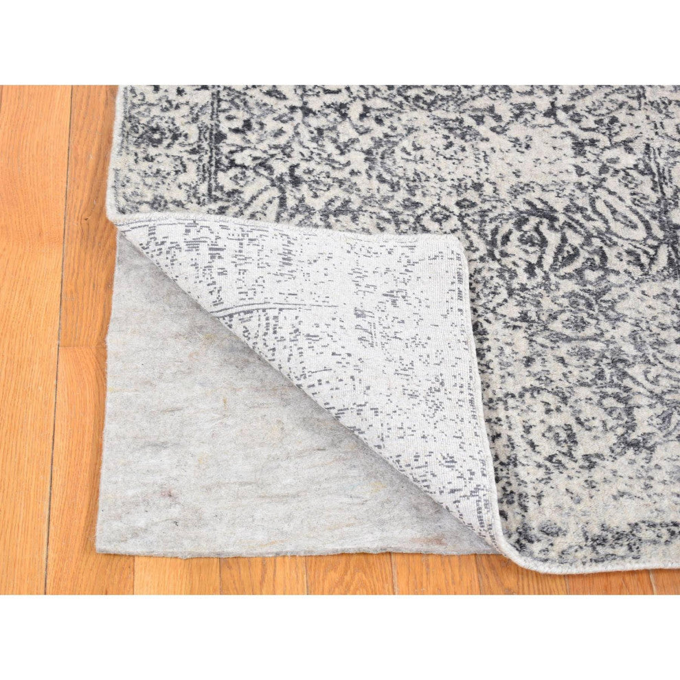Light Gray Transitional Jacquard Loomed Wool and Silk Runner Rug, 2'5"x12'0"