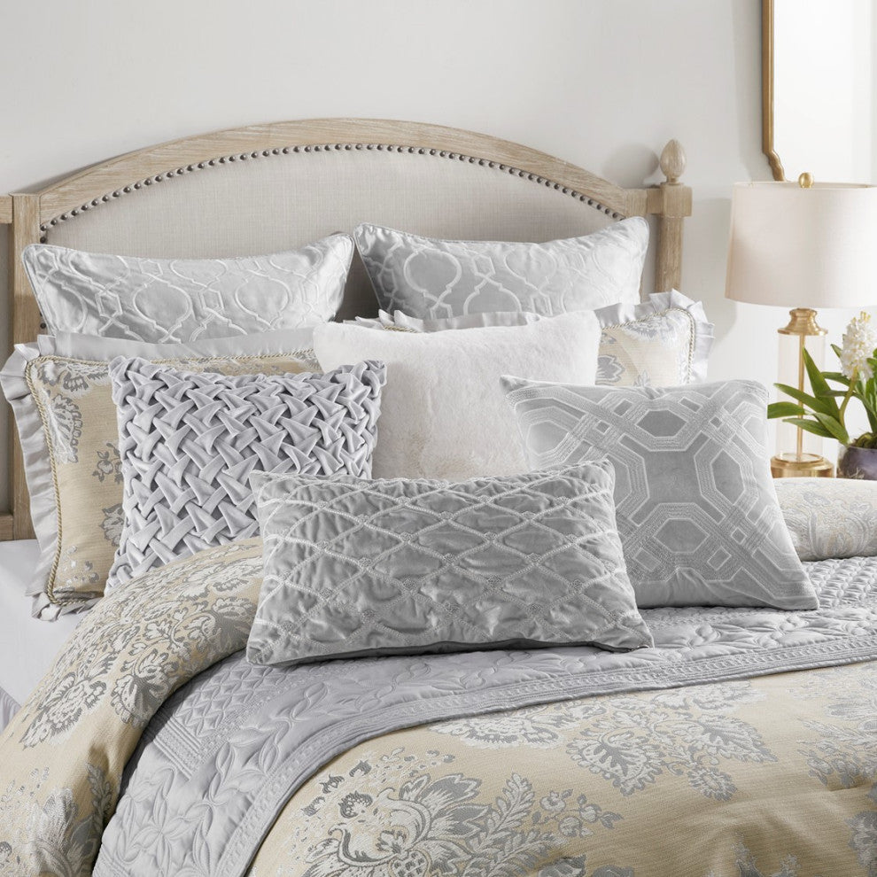 Croscill Classics Loretta 4 Piece Comforter Set in Beige