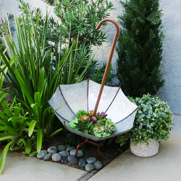 Outdoor Upside Down Umbrella Garden Stake and Planter, 37" Tall