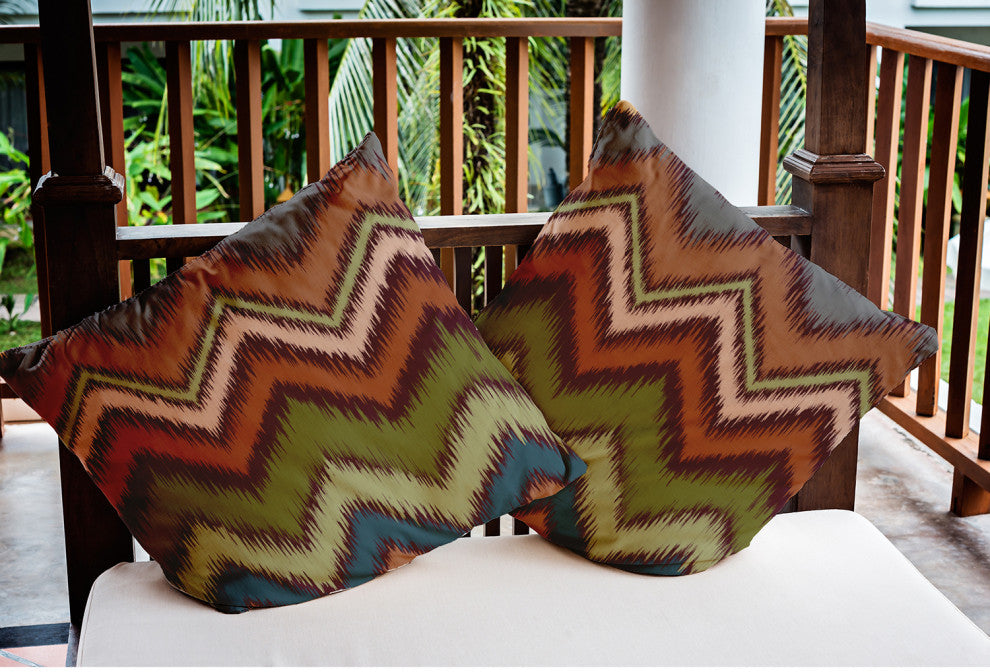 18" x 18" Ikat Chevron Indoor/Outdoor Polyester Throw Pillow, Pomegranate